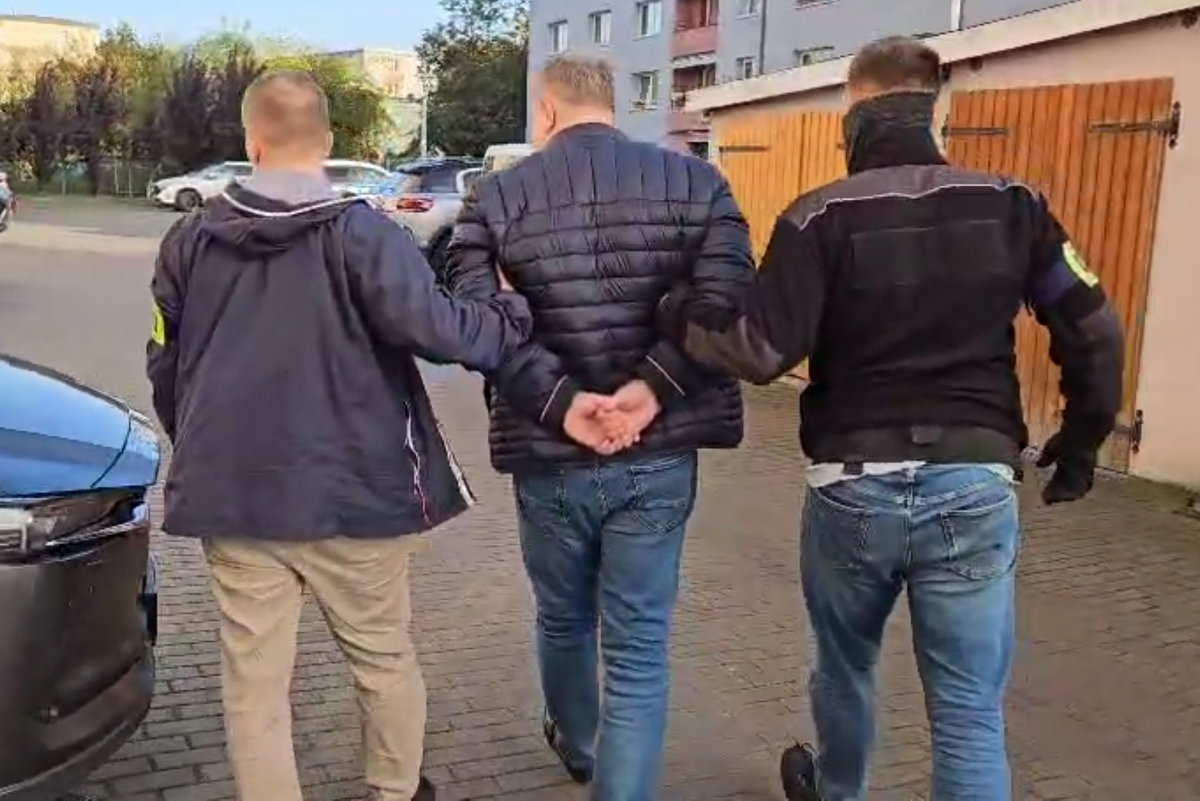 Kulisy zatrzymania Tomasza P. Pornografia z udziałem dzieci i zwierząt (FOTO, WIDEO)