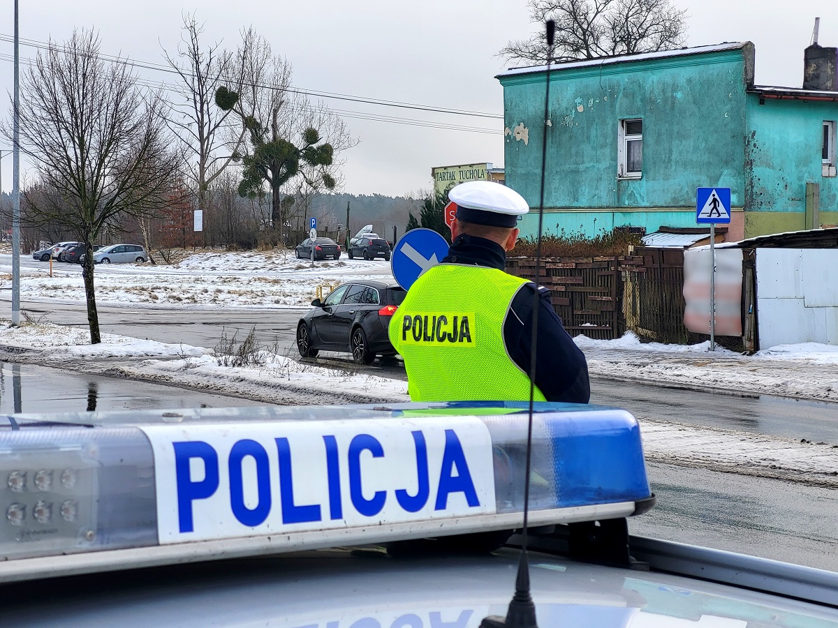 Policyjna akcja na rzecz bezpieczeństwa pieszych i rowerzystów w powiecie tucholskim