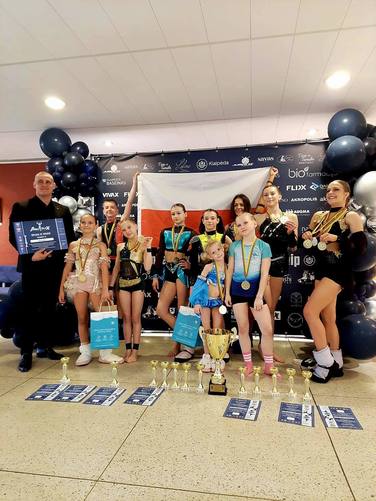 Z Tucholi na europejską scenę. Młodzi sportowcy wrócili z medalami z Litwy (FOTO)