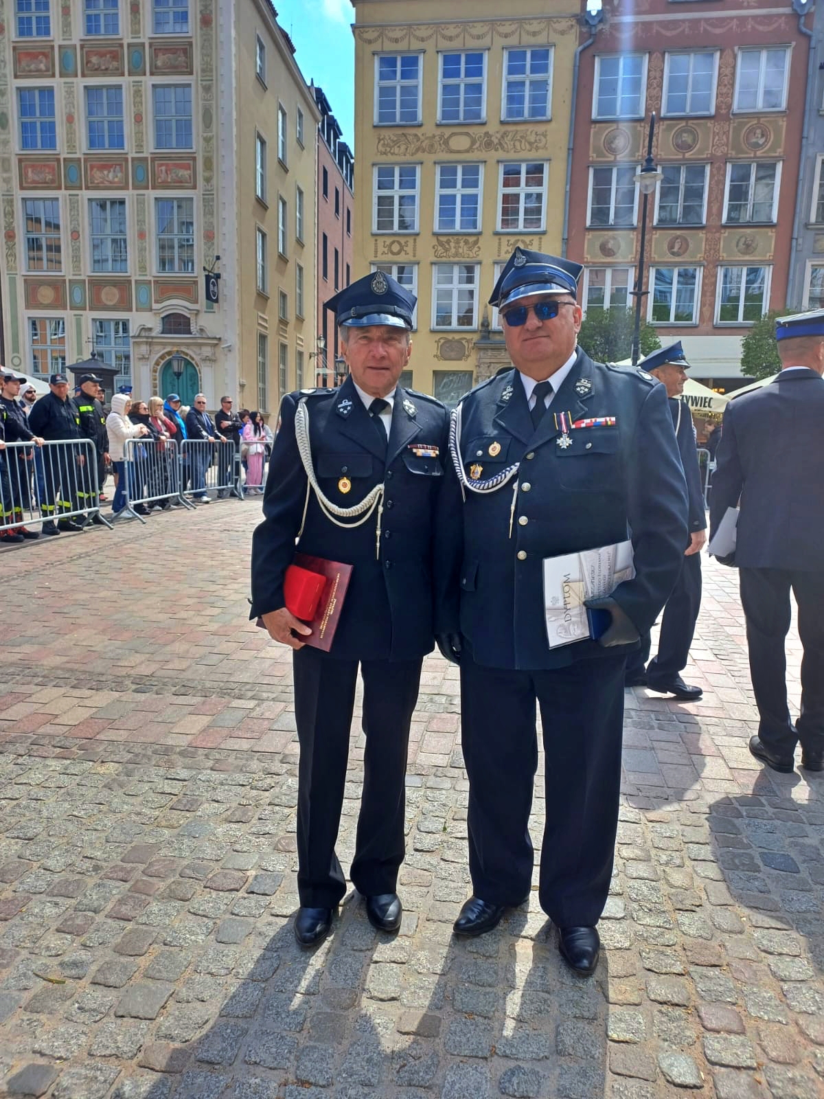 Zbigniew Bielawski i Czesław Gawin wyróżnieni podczas wojewódzkich obchodów Dnia Strażaka (FOTO)