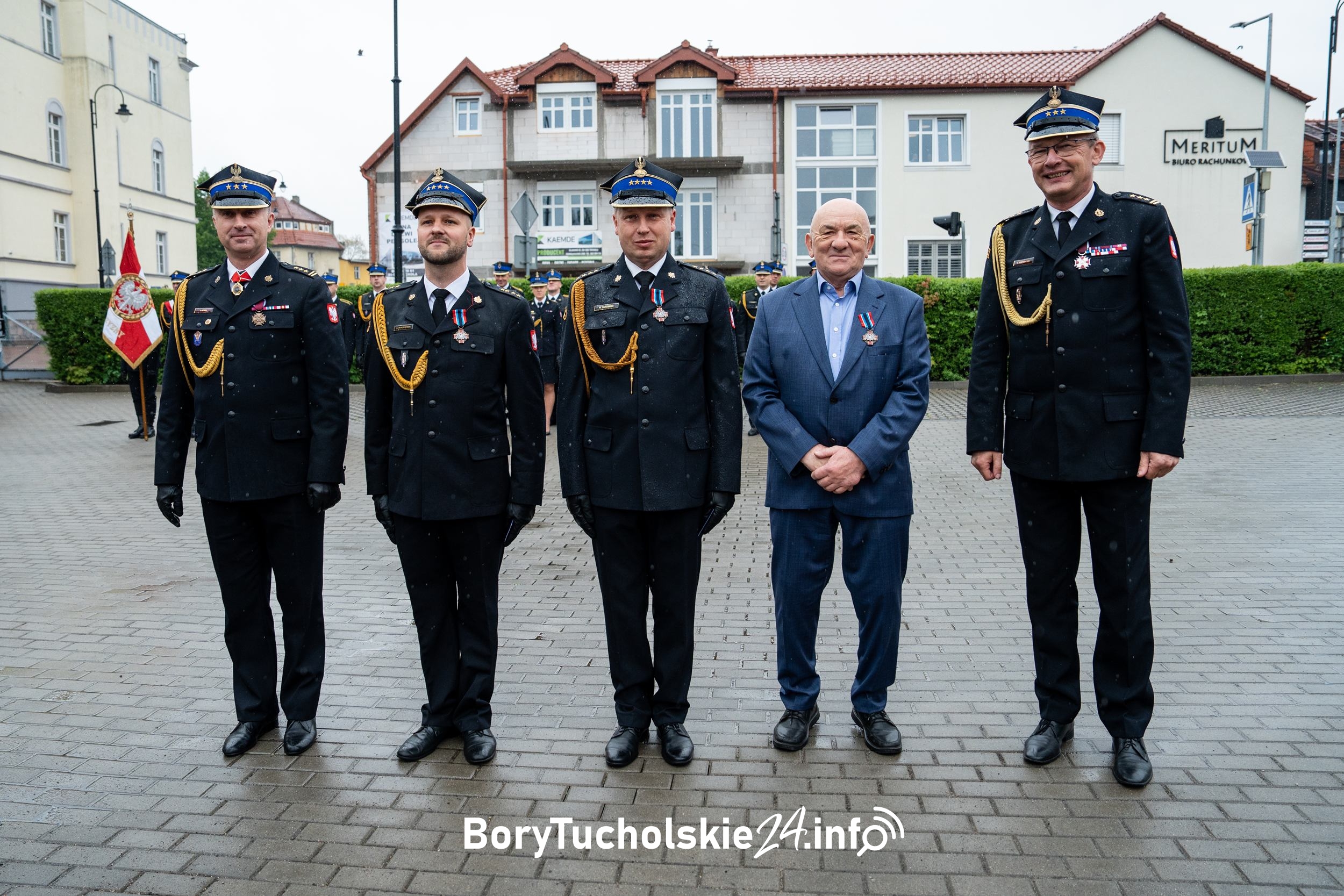 Powiatowy Dzień Strażaka w Tucholi. Awanse i wyróżnienia dla ratowników (FOTO, WIDEO)