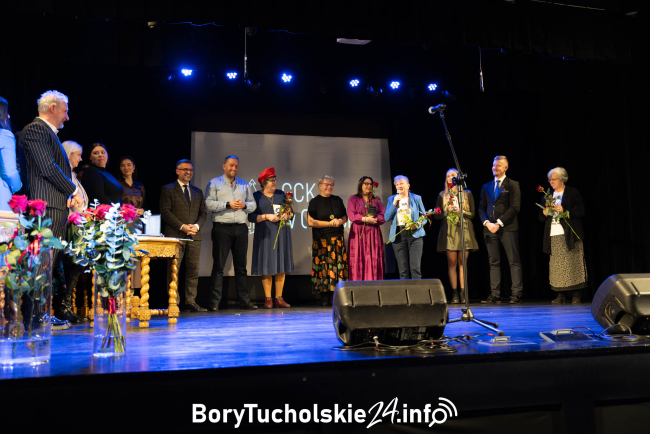 Finałowy wieczór Przeglądu Teatrów i Kabaretów Amatorskich „Kierunek Kultura” w Czersku