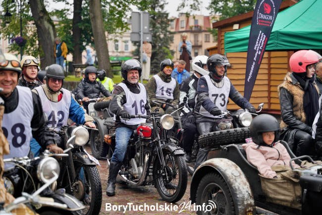 Z duszą silnika i historią na kołach. Ruszył pierwszy Retro Wyścig w Tucholi (FOTO, WIDEO)