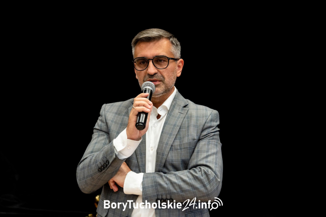 Burmistrz Czerska zwolnił dwóch urzędników. W sądzie pracy wywalczyli odszkodowania 