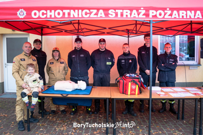 Strażacy z gmin Czersk i Osieczna szkolili mieszkańców z reagowania w sytuacjach kryzysowych (FOTO, WIDEO)